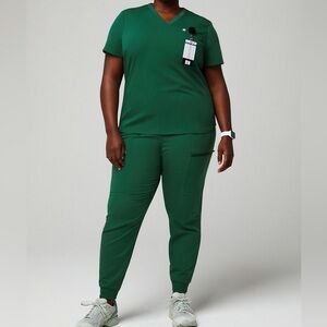 NWT Fabletics Scrubs Hunter Green Method Top On Call Jogger XXL / 2X
